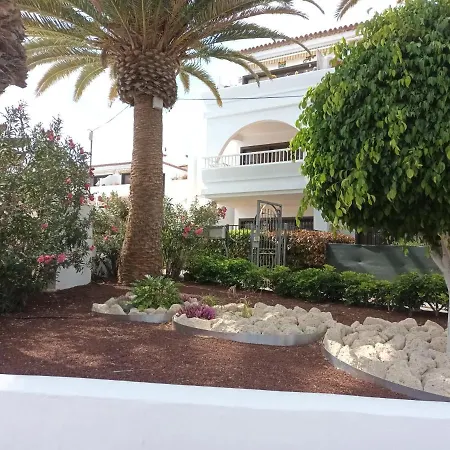Apartamento Golf And Sea ,heated Pool, Wi-fi.